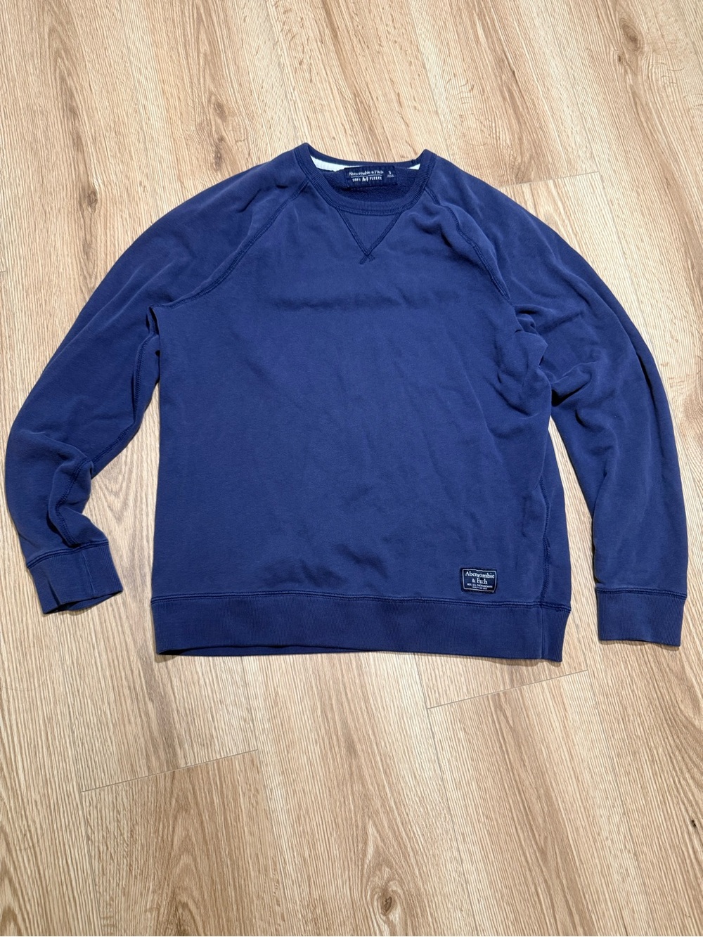 Abercrombie & Fitch men's Soft A&F Fleece crewneck sweatshirt in navy blue Small
